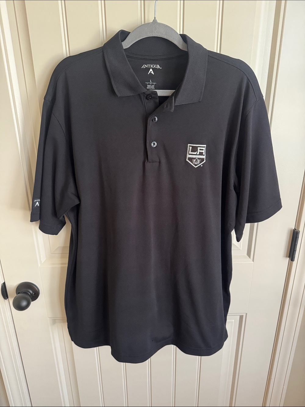 Like New! Antigua LA Kings Black Polo Shirt